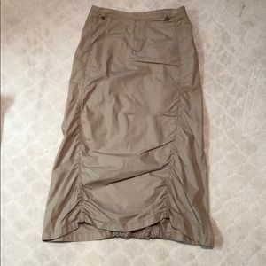 Jirbaud khaki midi skirt.